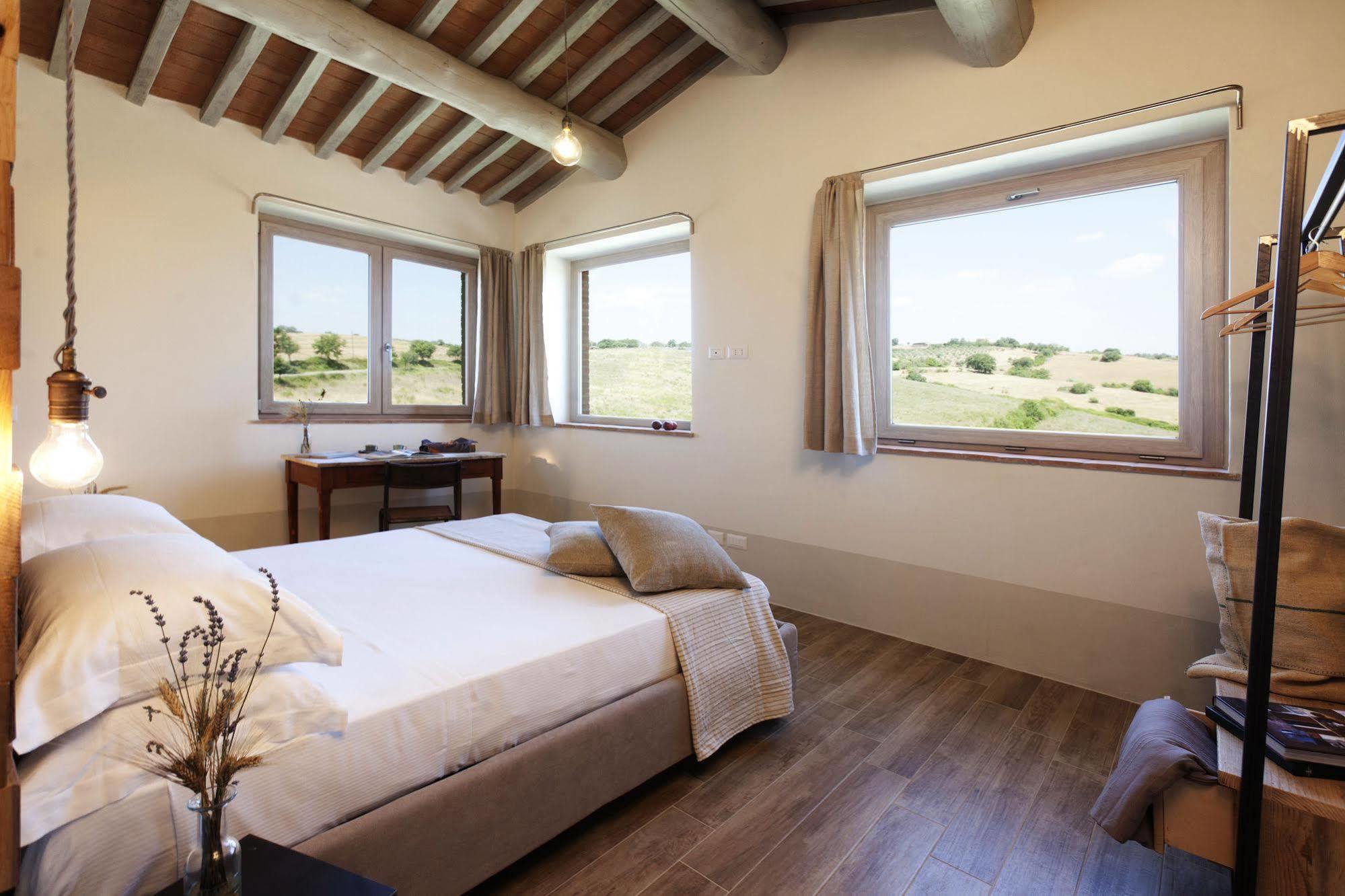 Bed and Breakfast Casale Sterpeti Magliano in Toscana Exterior foto