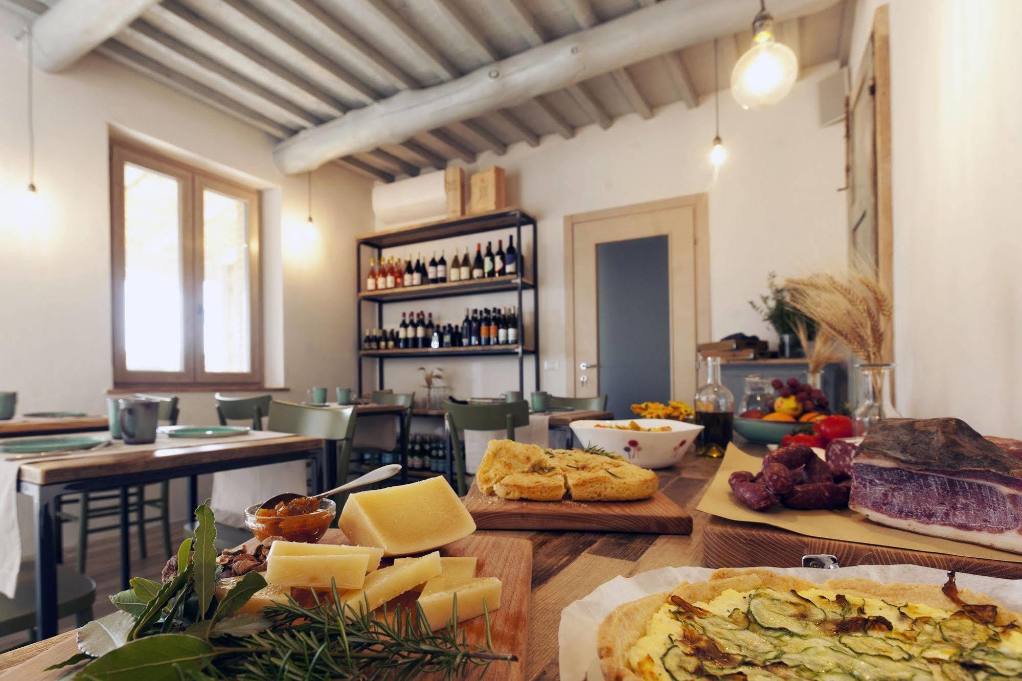 Bed and Breakfast Casale Sterpeti Magliano in Toscana Exterior foto